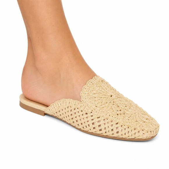 a new day Shoes - Women's A New Day Greta Flats Natural Size 7 New With Tags